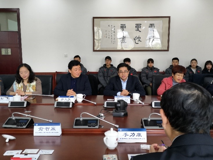 2.港澳臺辦主任張發鈞同誌致歡迎詞.jpg